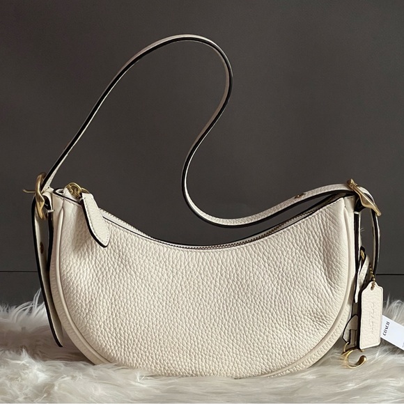 CC439 - Coach Luna Shoulder Bag - Picture 2 of 13